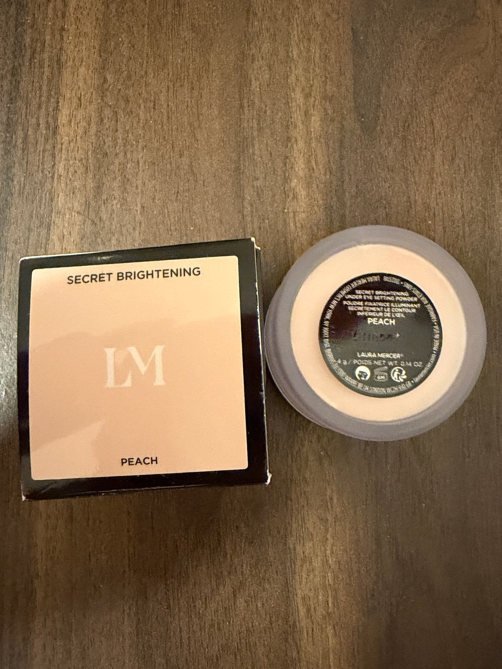 laura mercier Secret Brightening Powder — Peach